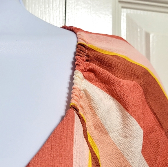 NWT Gianni Bini Long Sleeve Dress Flowey Pastel Striped Coral Peach Pink… - Picture 3 of 8